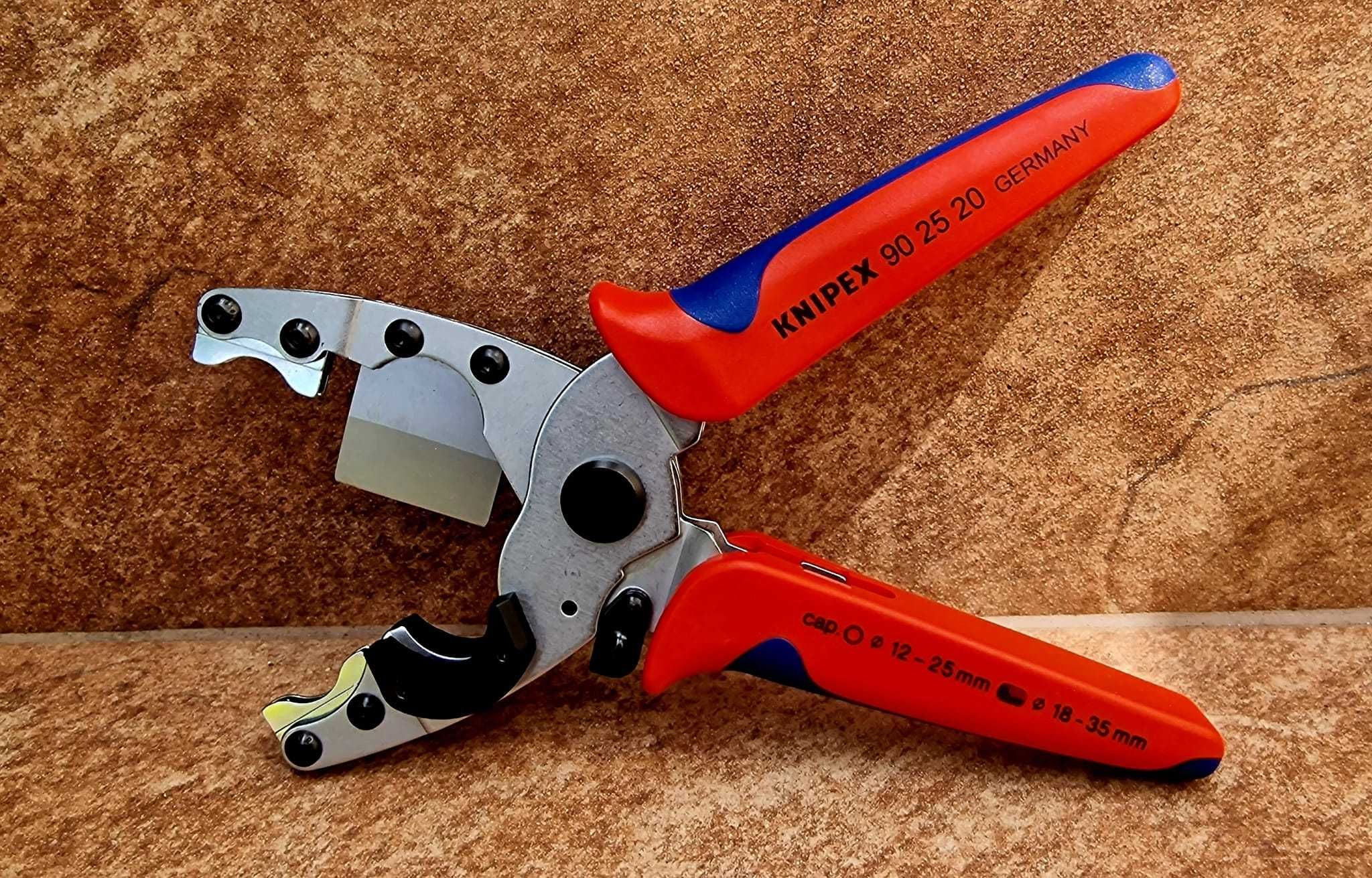 Foarfece  țevi din plastic Ø12÷35mm Knipex