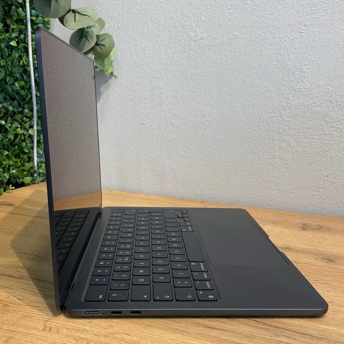 Apple MacBook Air 13 M3 256GB / 8GB Midnight - GARANTIE 1 AN | TrueGSM