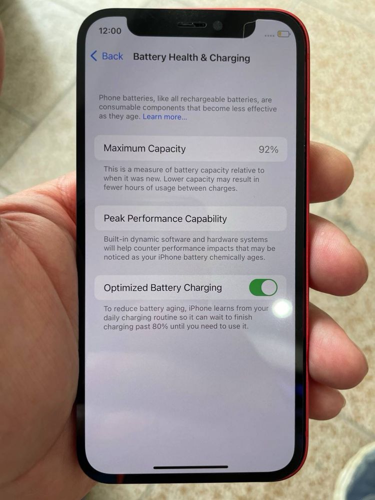 Iphone 12 mini. RED
