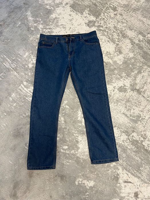 Blugi, talie 34inch 86cm, lungime picior 30 inch 76cm, măsura euro 44