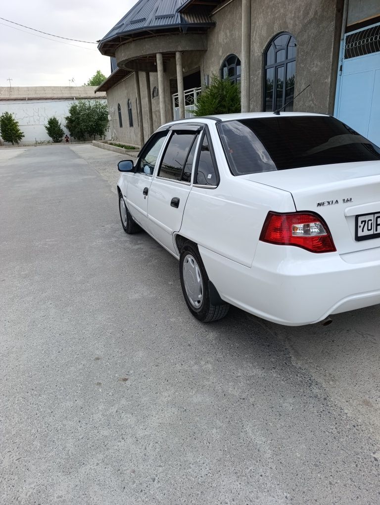 Nexia 2. Yili 2014 1.6 Dons luks bez kansaner xolati alo prabek 163 km