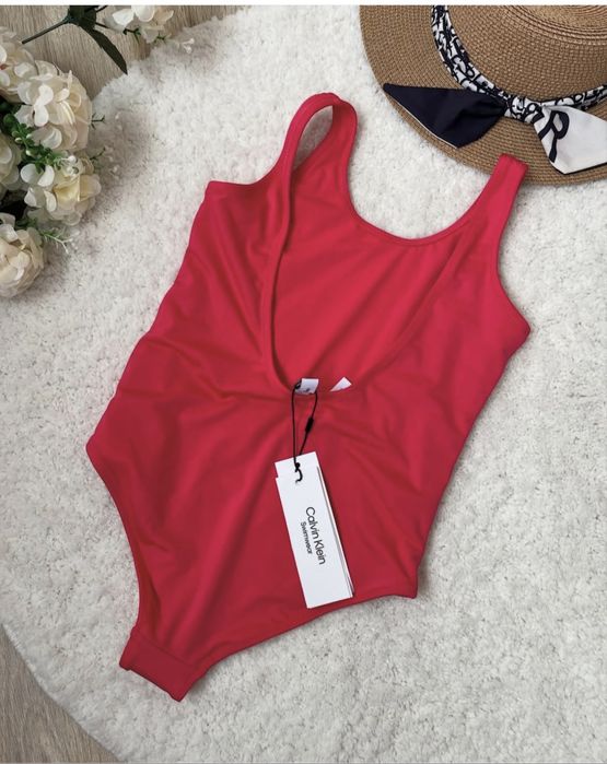 Calvin Klein бански за момиче