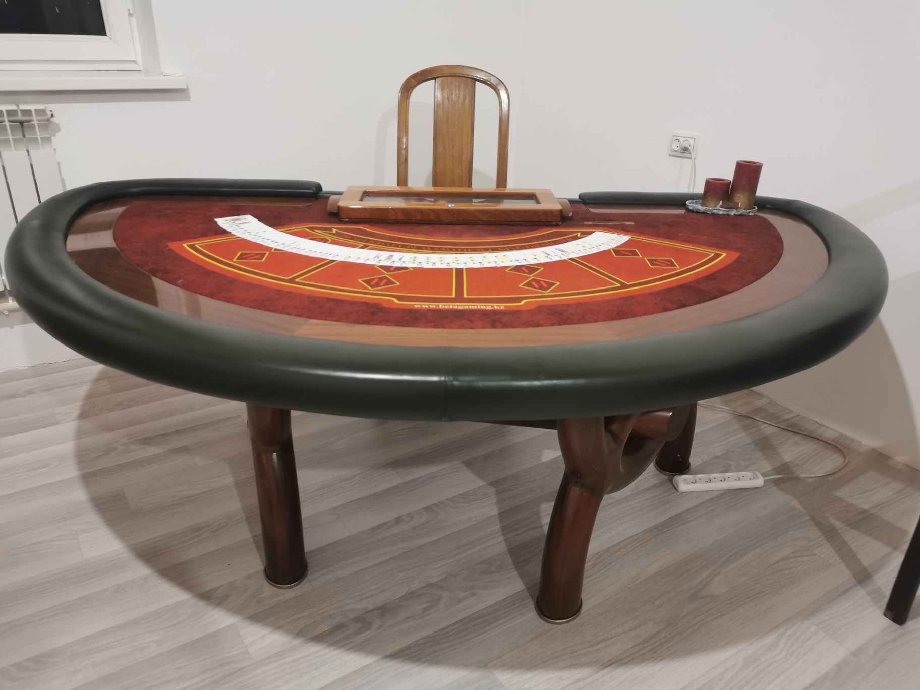 Стол для игры в Покер