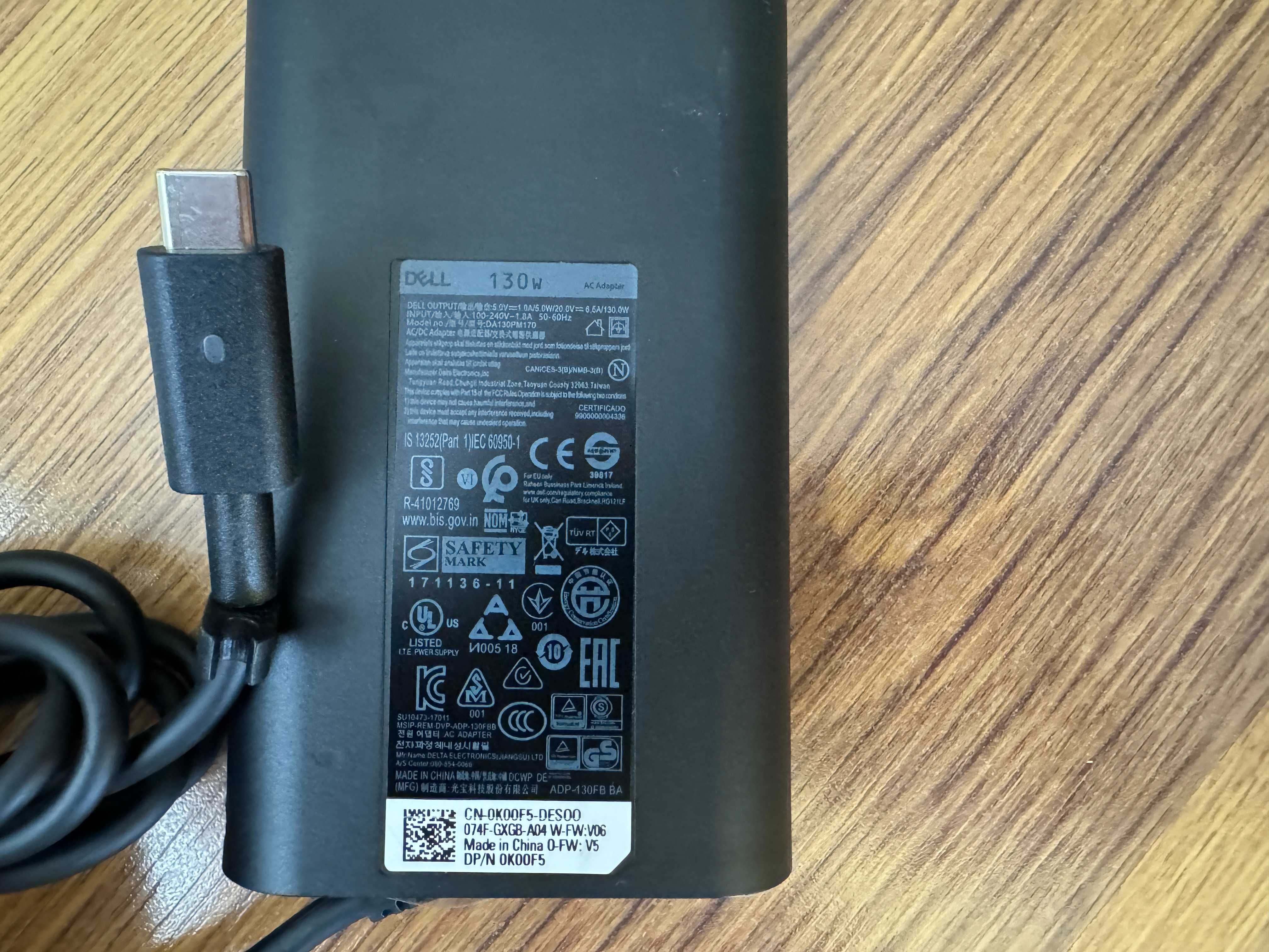 НОВО Зарядно за Лаптоп DELL 20V 6.5A 130W Type C