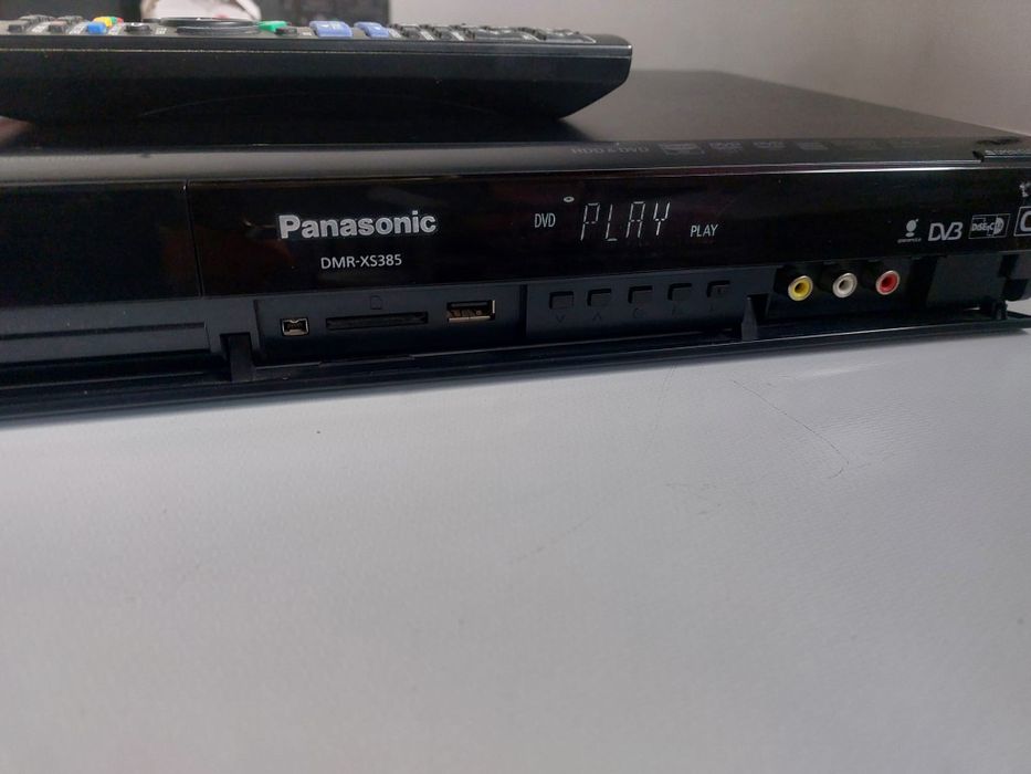 DVD recorder Panasonic DMR EX385 in stare perfecta de functionare