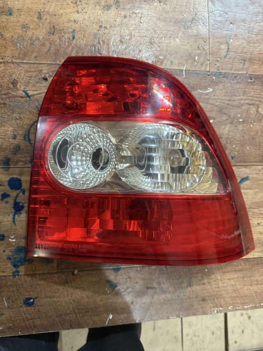 Фонарь приора один правый оригинал