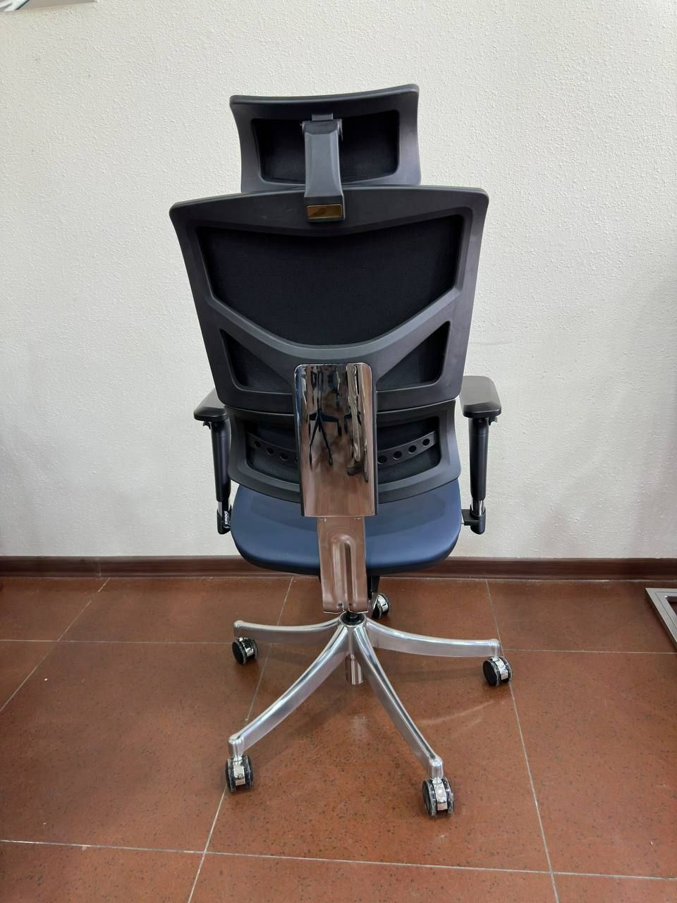 Офисное кресло модель Premyer