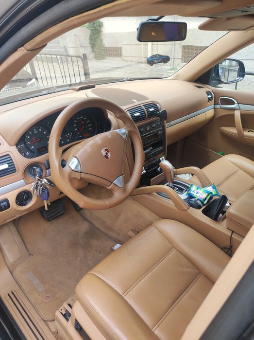 Porsche Cayenne 3.2 250cv от първа ръка гаражен джип