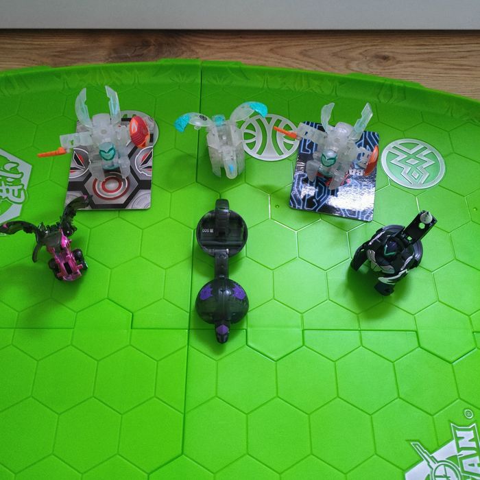 Jucării bakugan 3 bucati