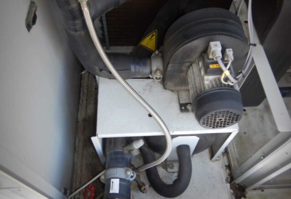 Vand / Inchiriez chiller CARRIER 49KW