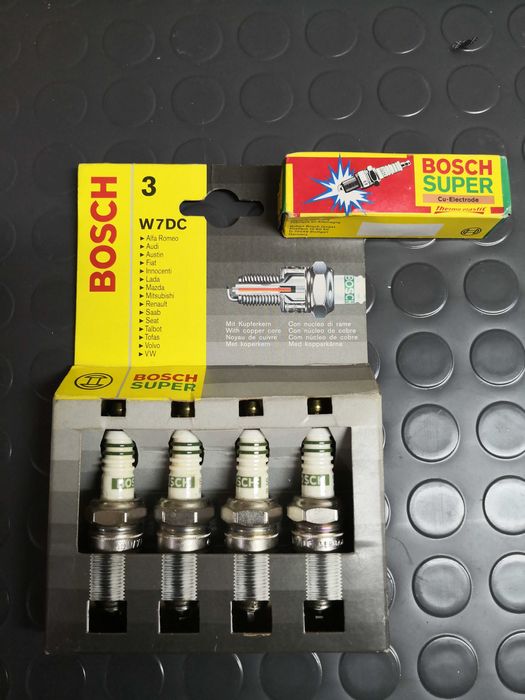 Автомобилни  свещи W7DC