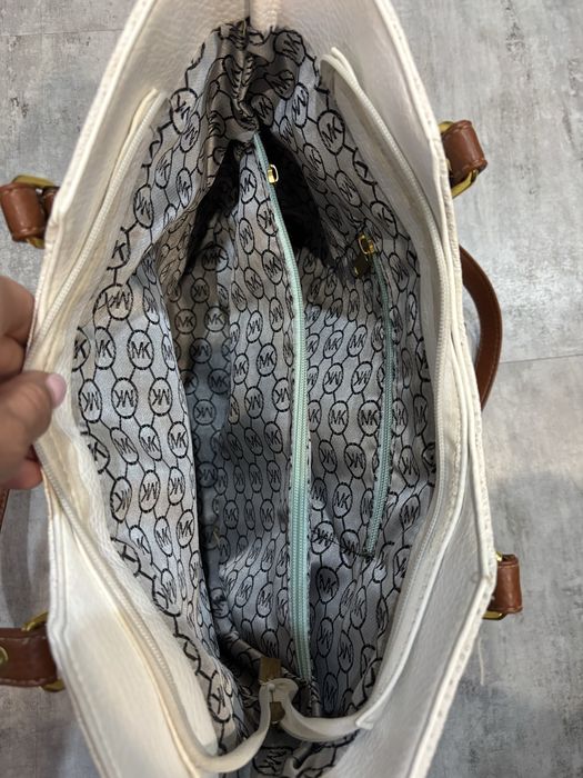 Оригинална чанта МК