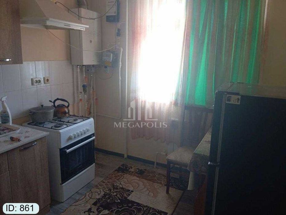 7 mikrda 2 xonali  tayyor kvartira sotiladi №861