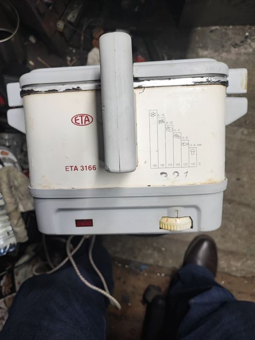 Фритюрница ЕТА 3166