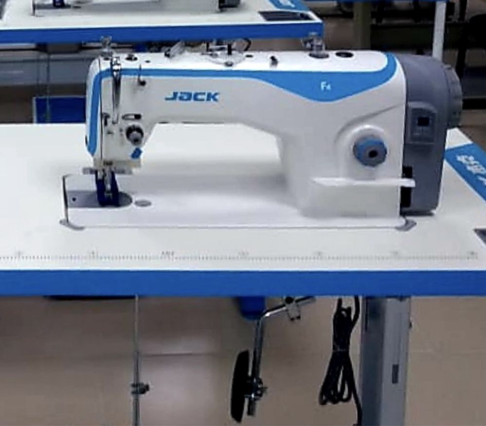 Jack F4 швейная машина