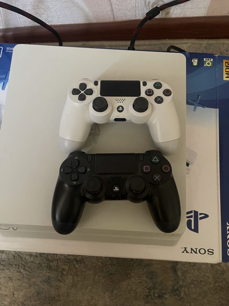 Продаётся PlayStation 4 Slim (1 ТБ)