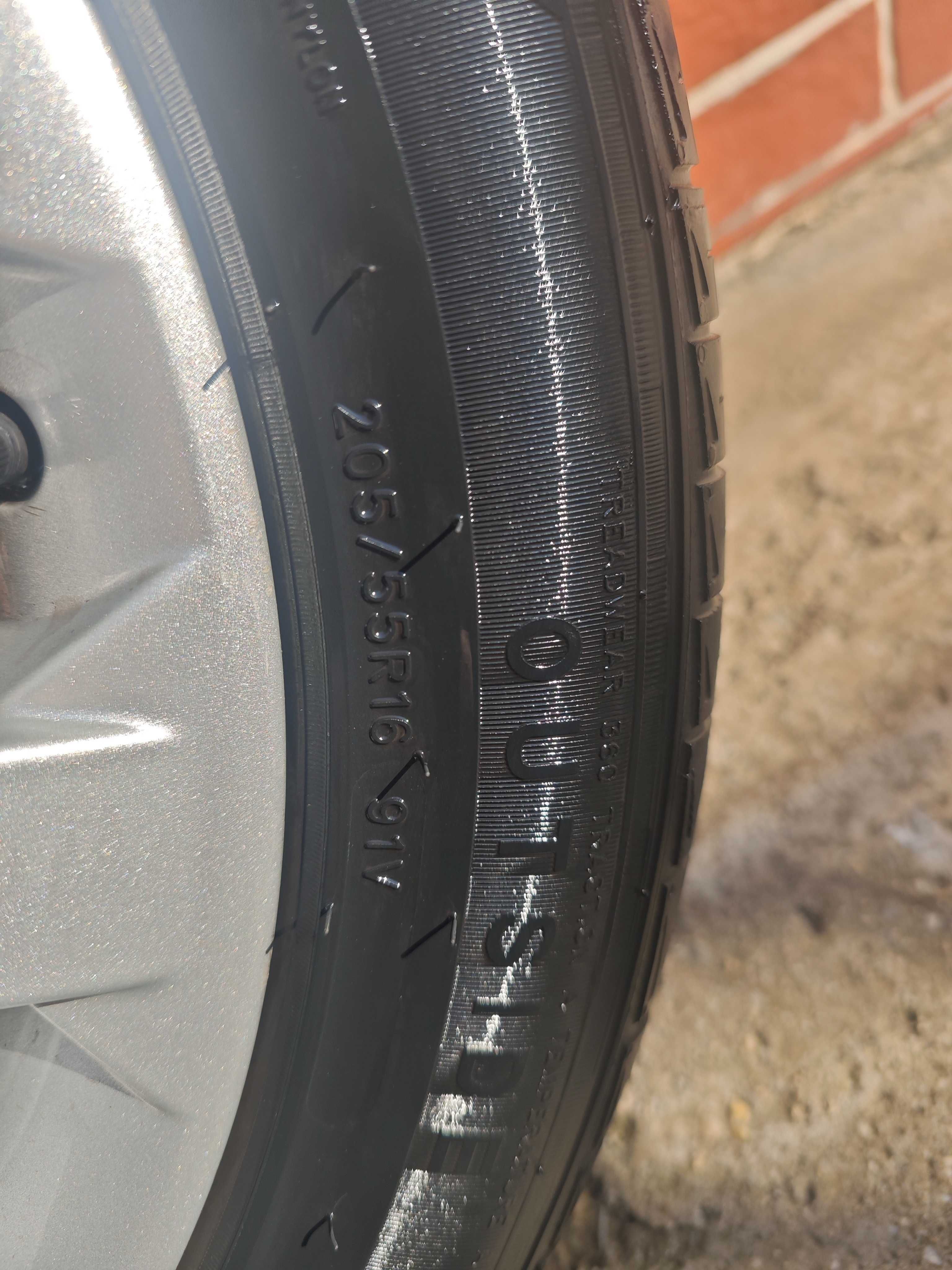 Jante originale Opel 5X110 cu anvelope bonus 240 km/h 91V