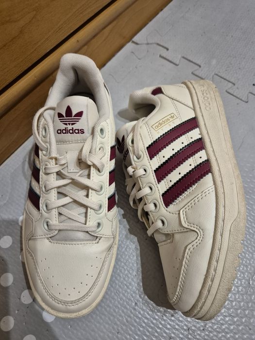 Дамски оригинални кецове adidas