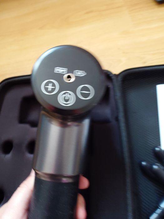 Aparat de masaj facial Burnnove