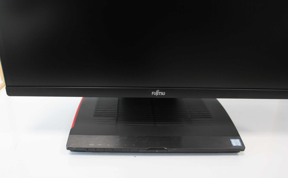 Компютър FUJITSU ESPRIMO X956 AIO i5-6500T/8GB RAM/128GB SSD+500GB