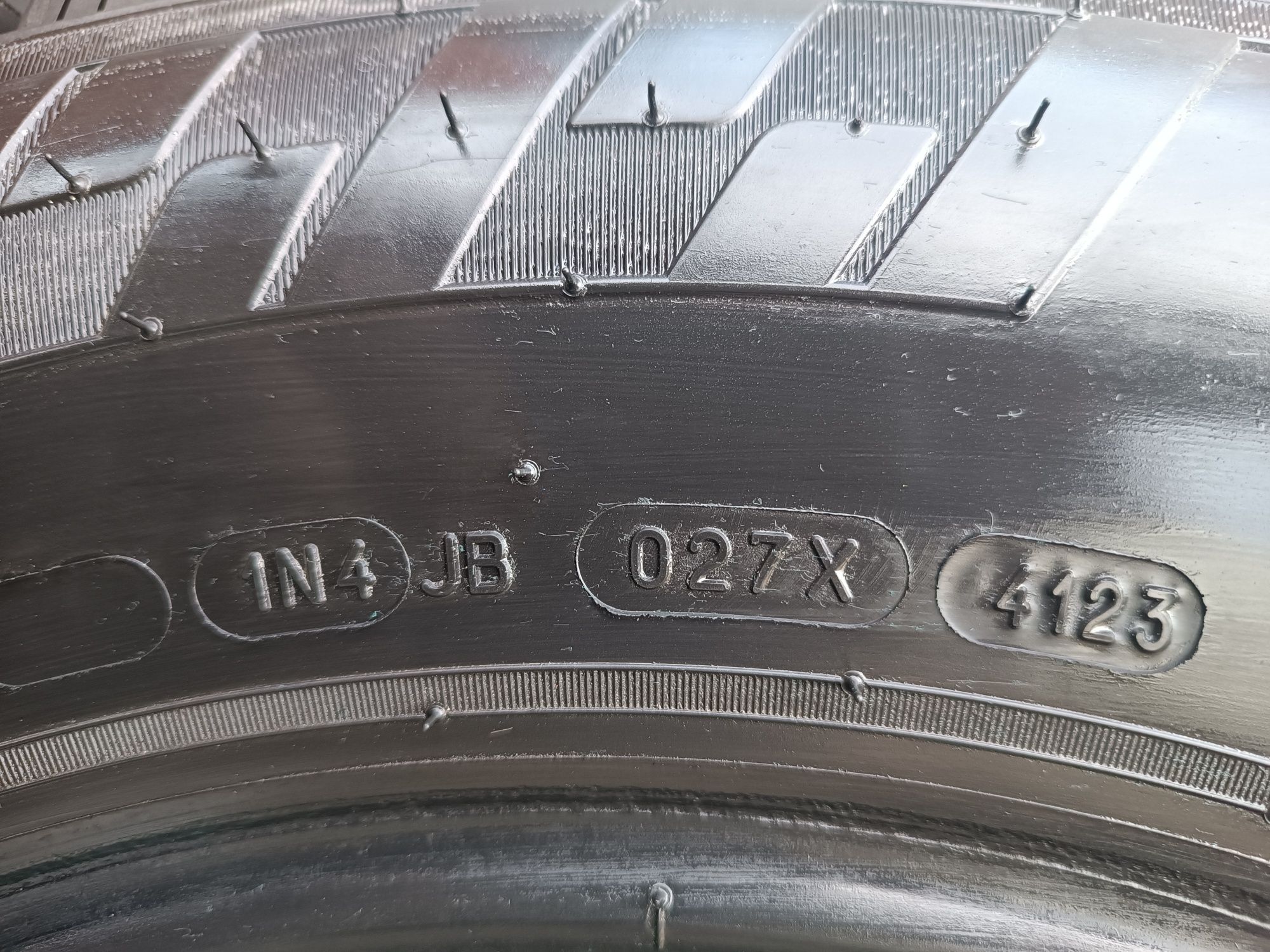 205/75/16С Kleber Дот 4123
