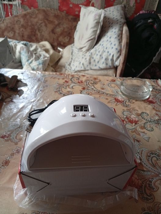 Uscator pentru manichiura