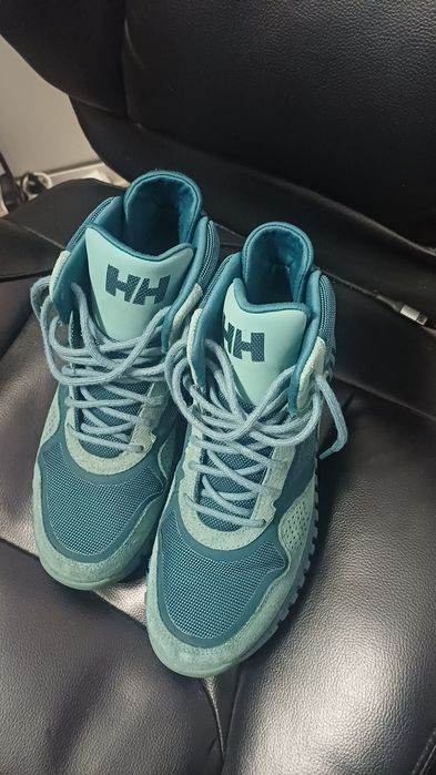 Обувки Helly Hansen