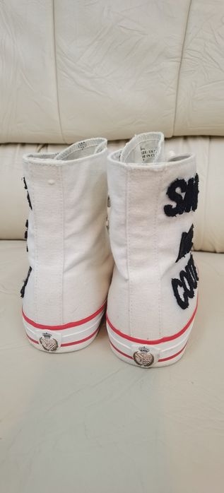 Juicy Couture conversi tenisi