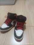 Adidași Nike Jordan 1 mid
