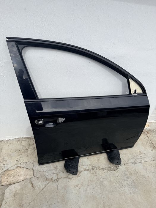 Usa Dreapta Fata Passat b7 lc9x usor avariata