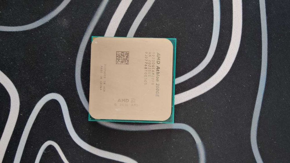 Продаю два рабочих процессора AMD