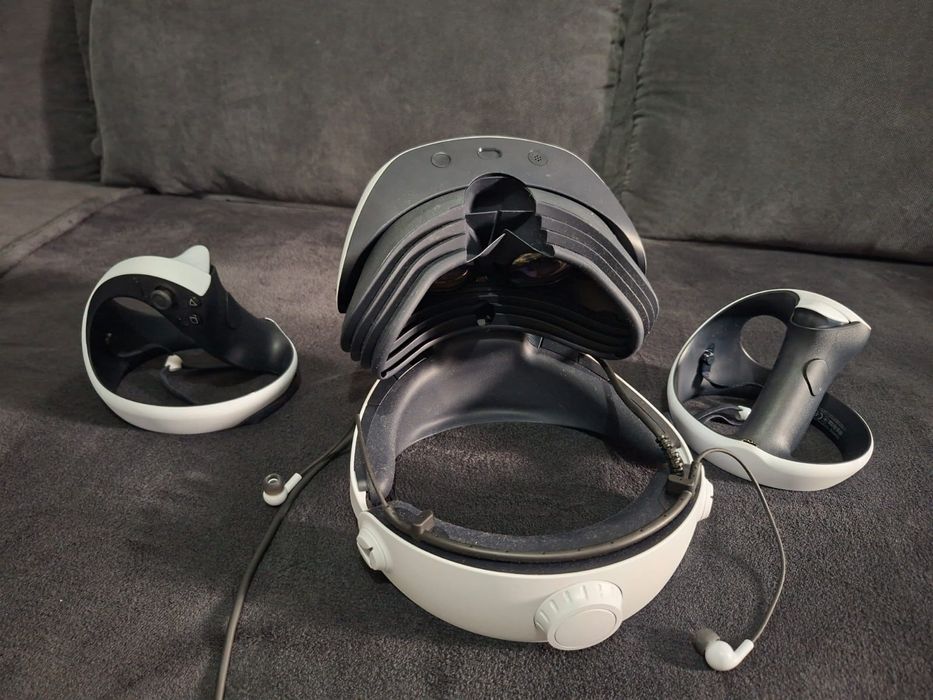 PlayStation. VR2 + Controller  Garanție PlayStation VR2 Sense + Vouche