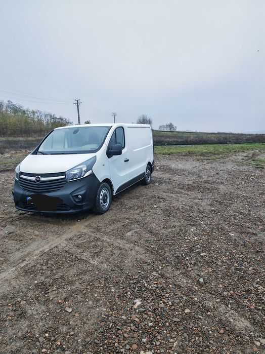 Opel vivaro 2015