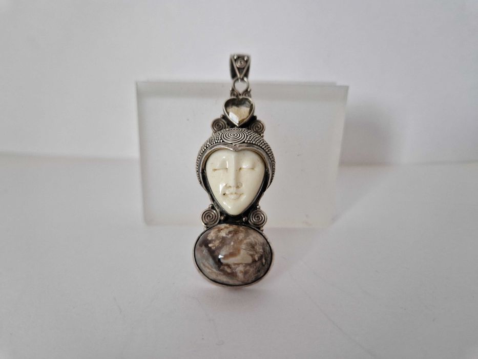 Pandantiv din Argint  Vintage Chip de Zeita Sculptat