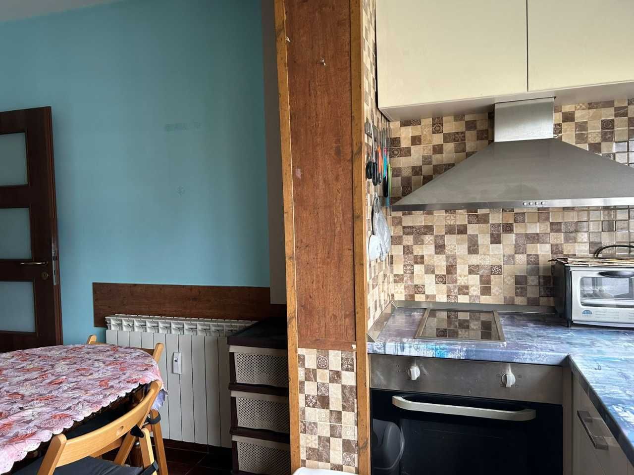 Дава се под наем Тристаен апартамент в София, Център - 90 кв.м за 599.25 € - Снимка #11