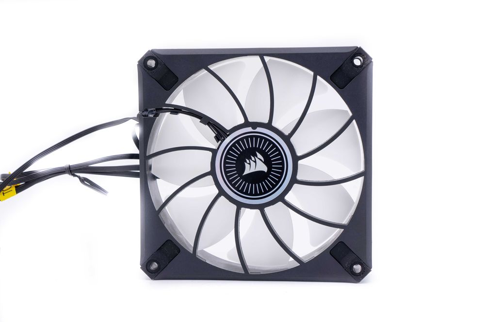 Set 3 ventilatoare Corsair ML ELITE noi