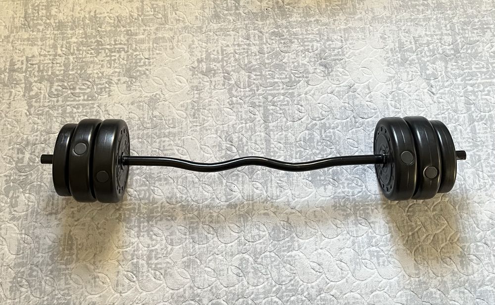 Крив лост с 30кг тежести за домашни условия