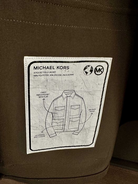 Яке на Michael Kors. Цвят зелен. Хаки Размер М. Милитъри стил. Класика