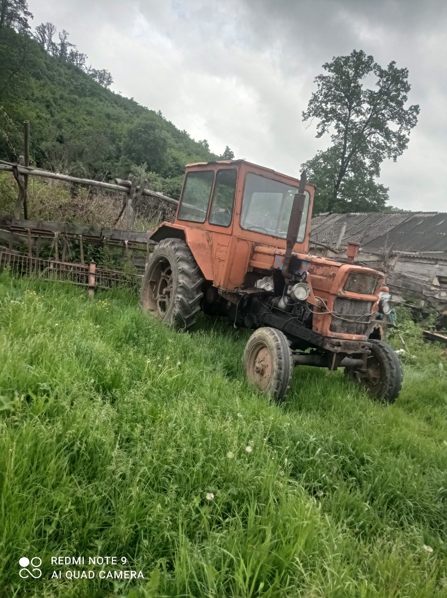 Vând tractor U 650