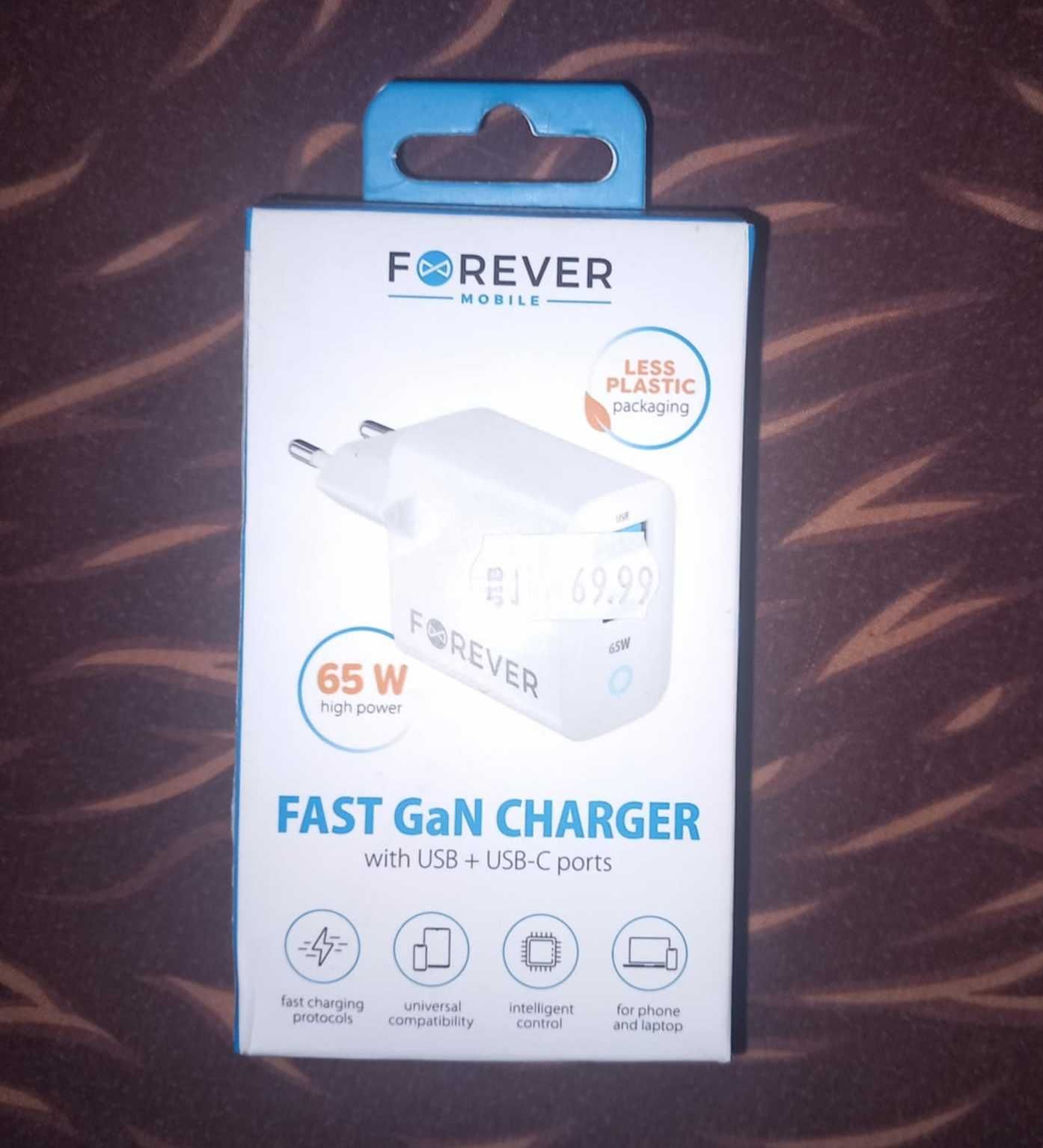Зарядно USB + USB-C