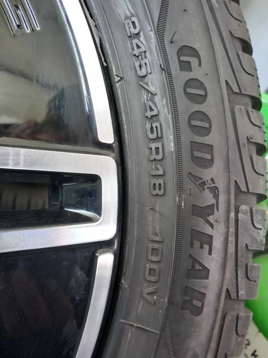 Jante Mercedes W447 Vito V Class Anvelope iarna top GoodYear 245 45 18