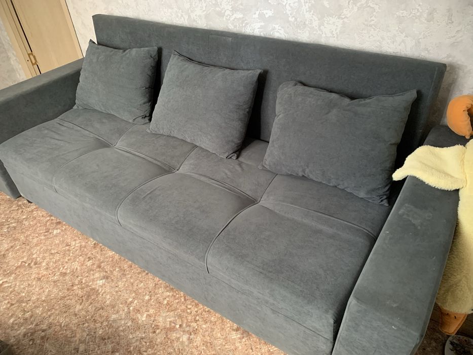 Продам диван почти новый за пол цены