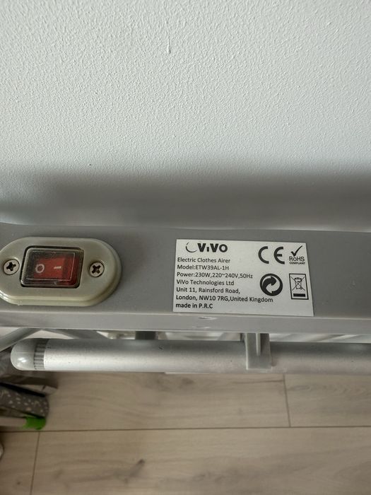 Uscator de rufe pliabil electric