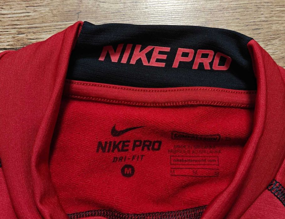 Nike Pro Compression Мъжка фланелка за фитнес / Бягане размер М