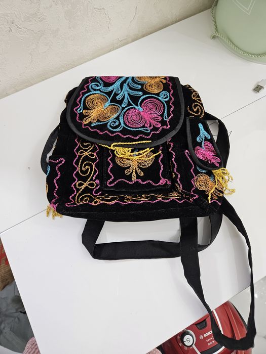 Сумки,рюкзаки по 500 тенге