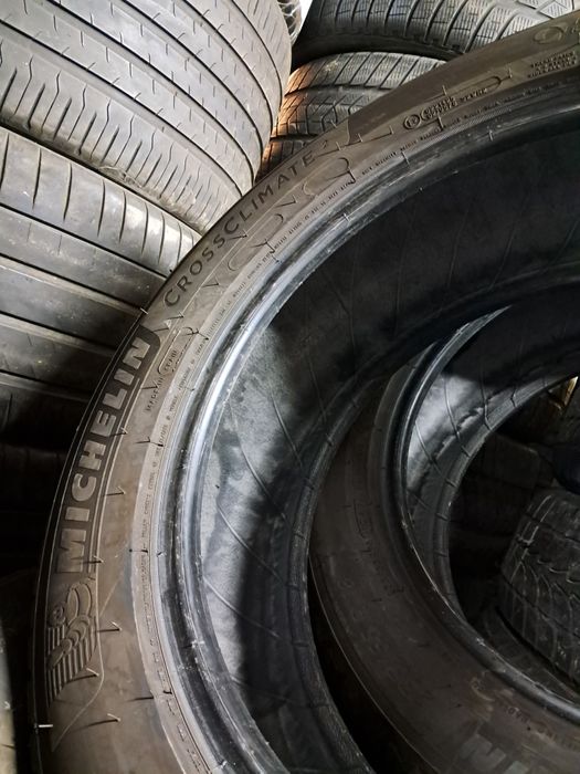 Anvelope second iarna 235 55 R18 Michelin