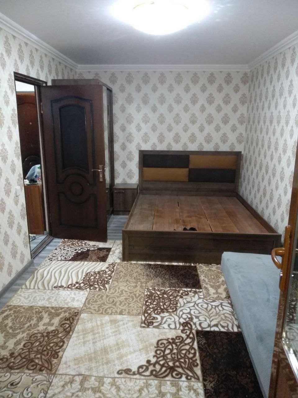 ул.Новомосковская,1-комнатная,5/5,28 м²,кирпич,ремонт,мебель,техника