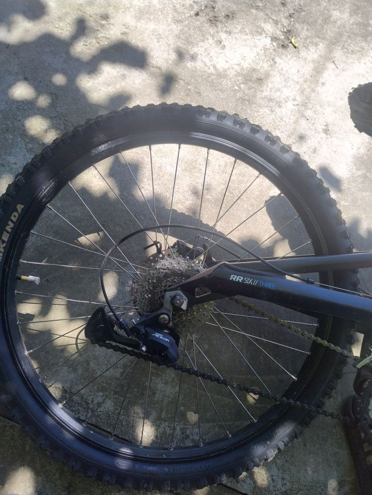 Vând rockrider 6.3 modificat preț negociabil