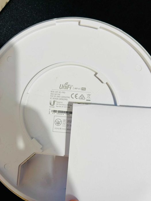 Acces Point Ubiquiti UniFi AP AC PRO