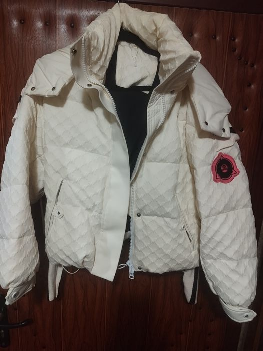 Дамско яке! Ново